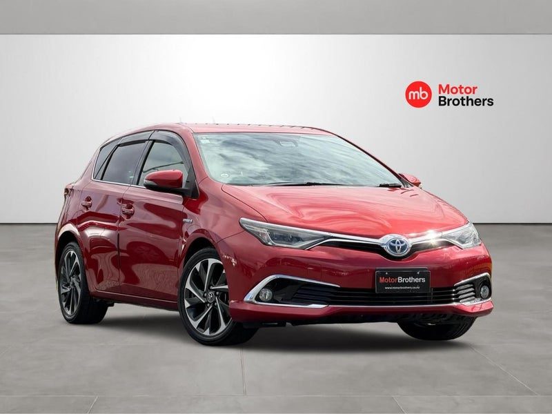 2016 Toyota Auris 180G Leather Package Hybrid