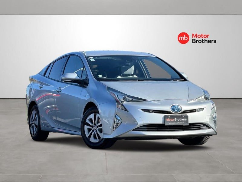 2017 Toyota Prius S HYBRID