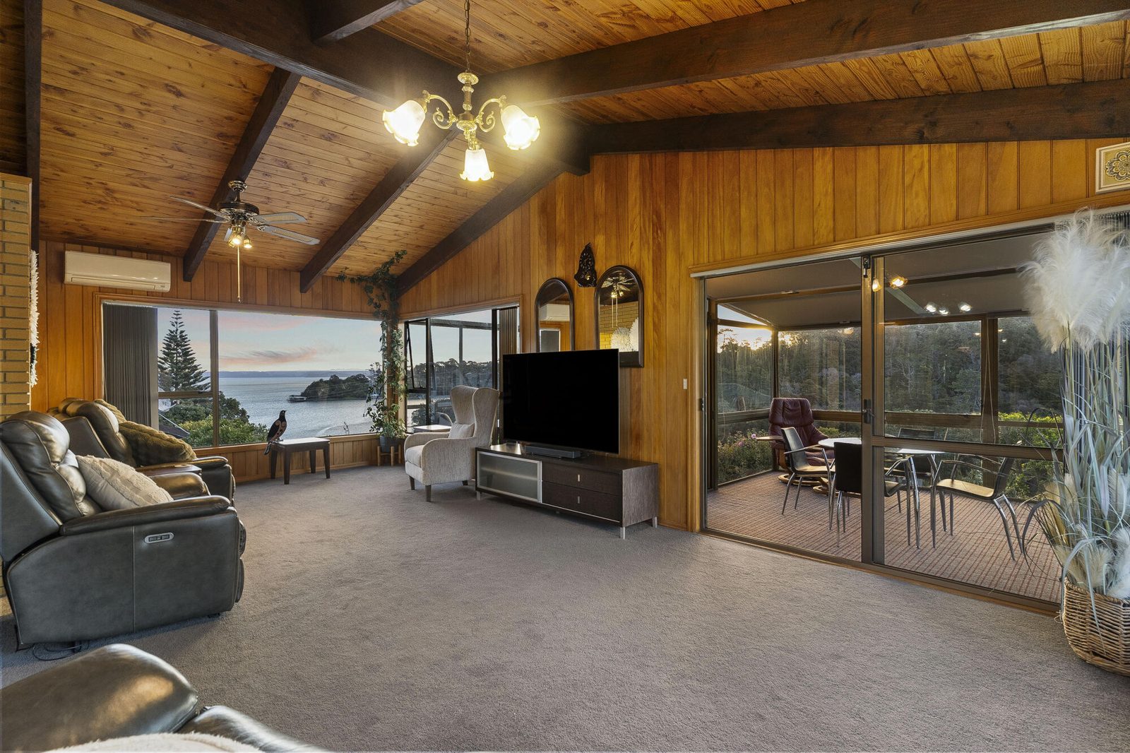 2 Francis Curtis Avenue, Blockhouse Bay, photo 7