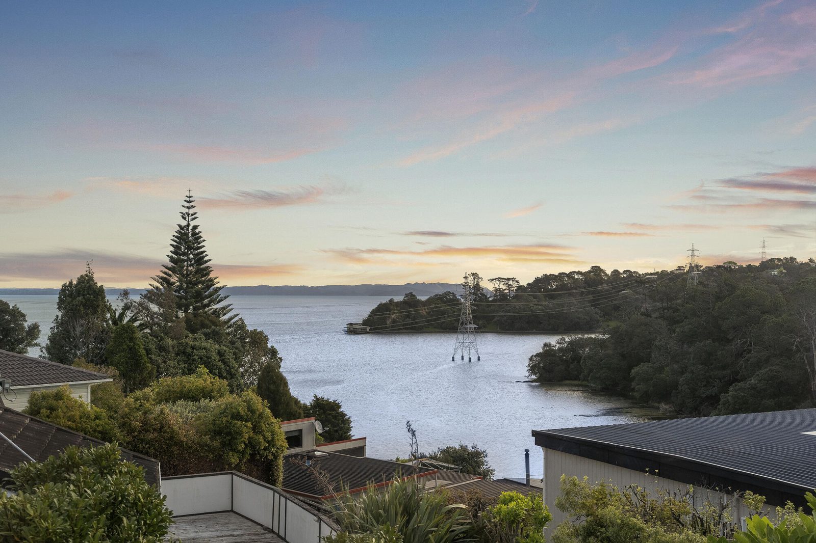 2 Francis Curtis Avenue, Blockhouse Bay, photo 8