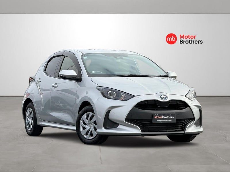 2021 Toyota Yaris HYBRID X