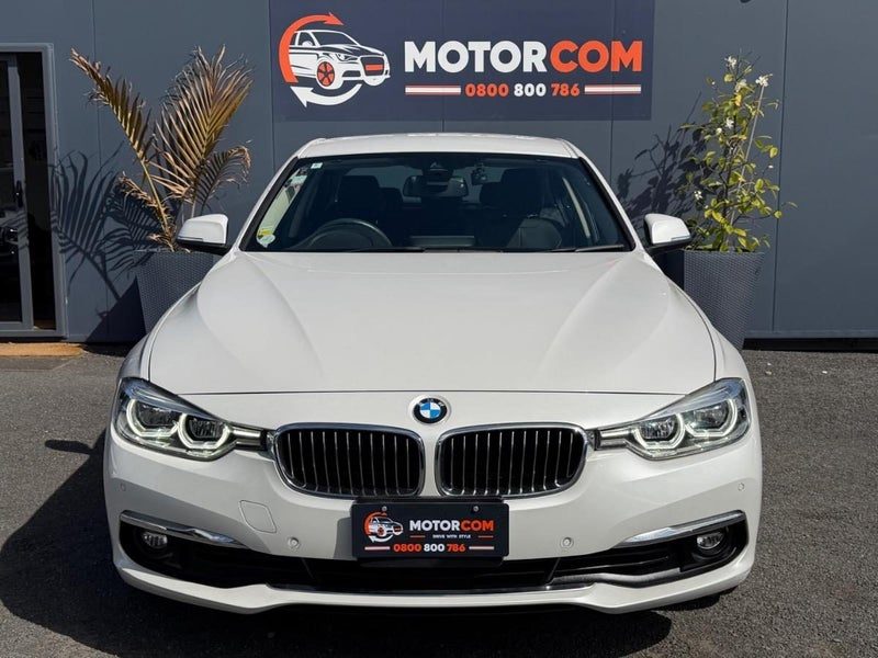 2018 BMW 320i Luxury, photo 2