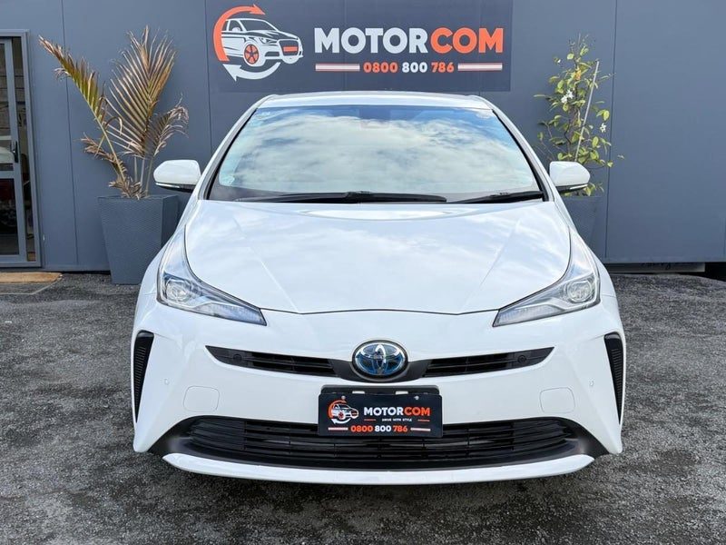 2021 Toyota Prius E, photo 2