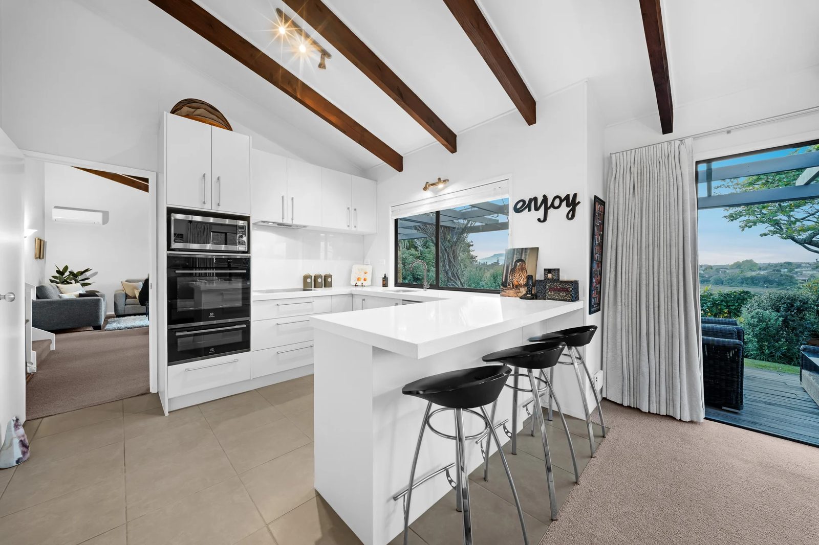 14 Majesty Place, Half Moon Bay, photo 16