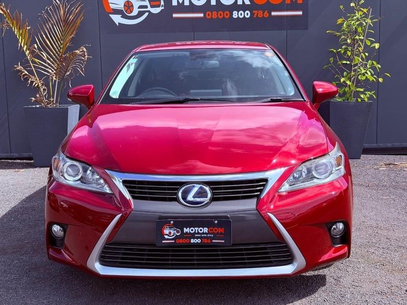 2014 Lexus CT 200h Hybrid, photo 2