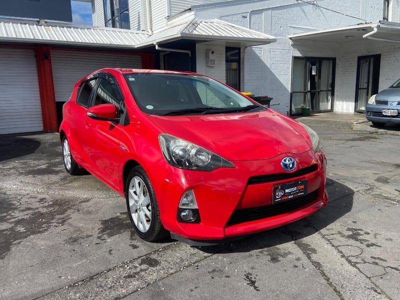 2013 Toyota Aqua G