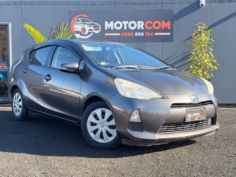 2013 Toyota Aqua G / Reversing Camera / Push Start