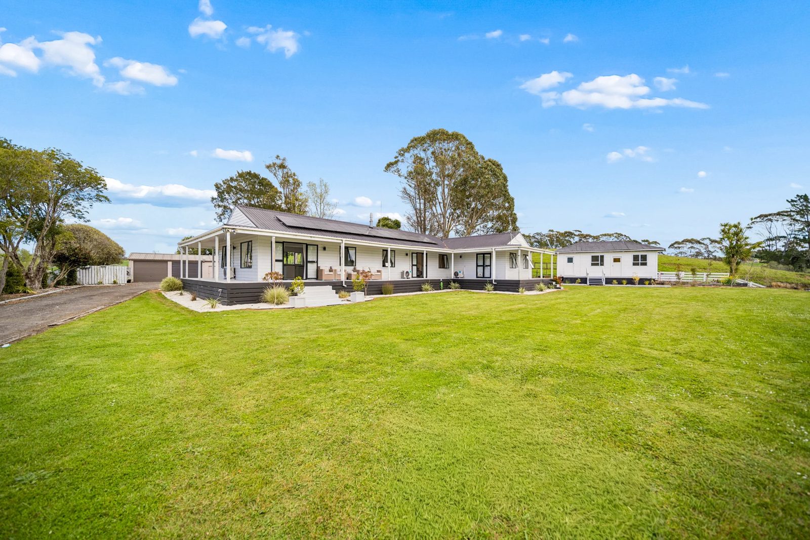 943 Glenbrook Road, Glenbrook, photo 2