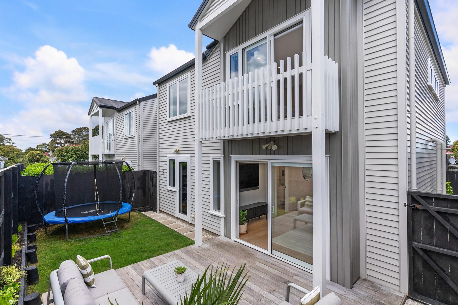 17B Holland Avenue, Point England, photo 12