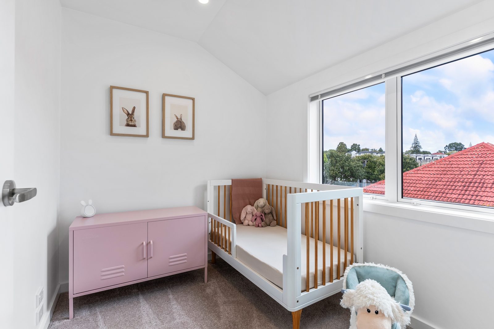17B Holland Avenue, Point England, photo 20
