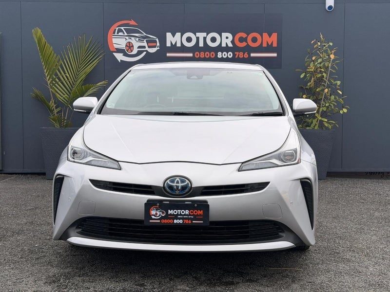 2019 Toyota Prius S, photo 2