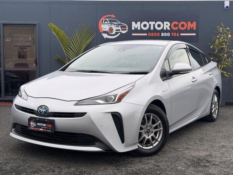 2019 Toyota Prius S, photo 3