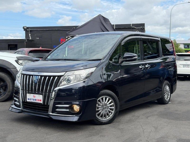 2015 Toyota Esquire GI, photo 3