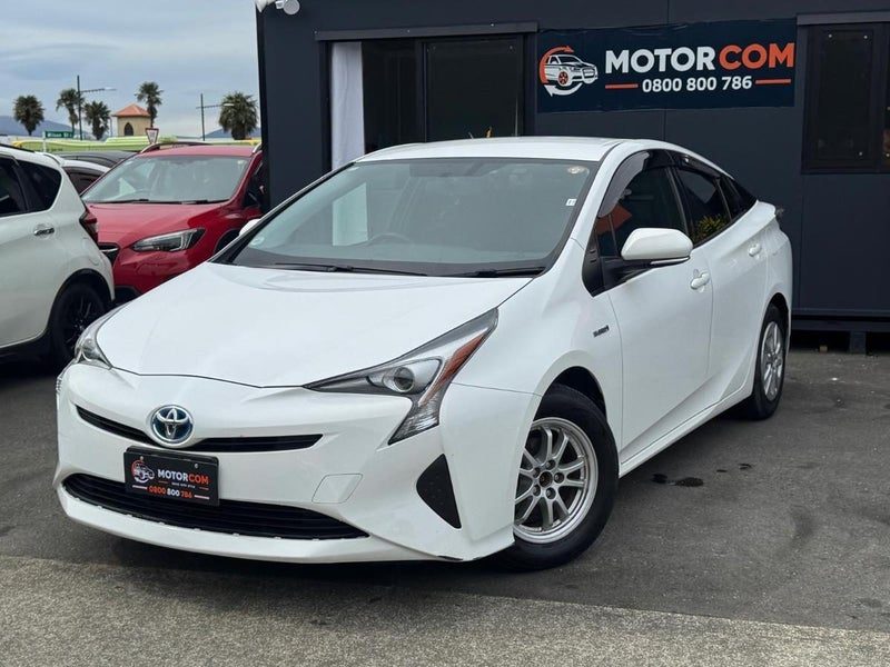2017 Toyota Prius, photo 3
