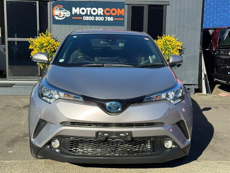 2017 Toyota C-HR S, photo 2