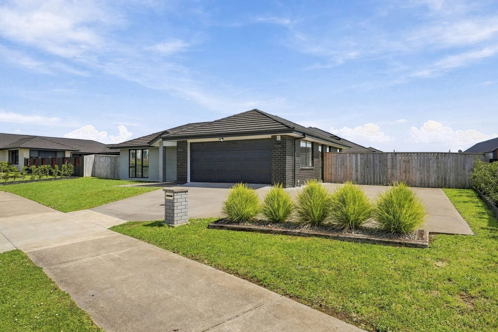 24 Kerr Crescent, Patumahoe, photo 1