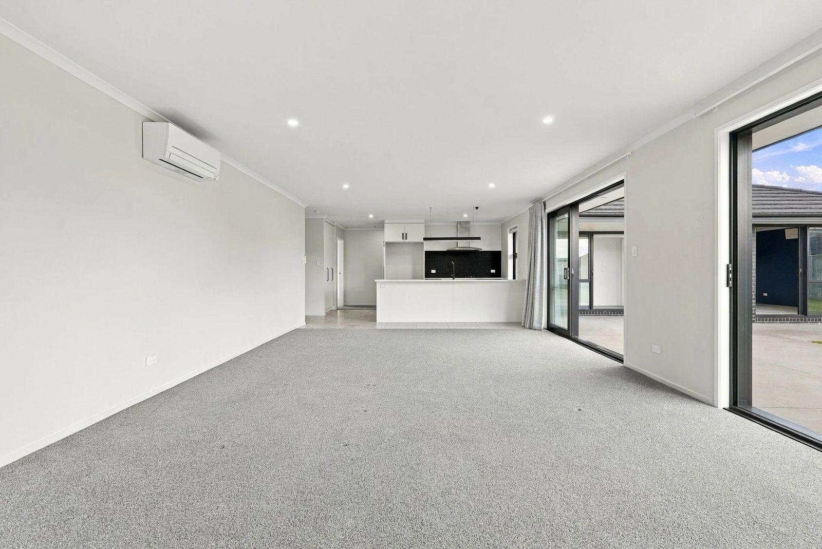 24 Kerr Crescent, Patumahoe, photo 3