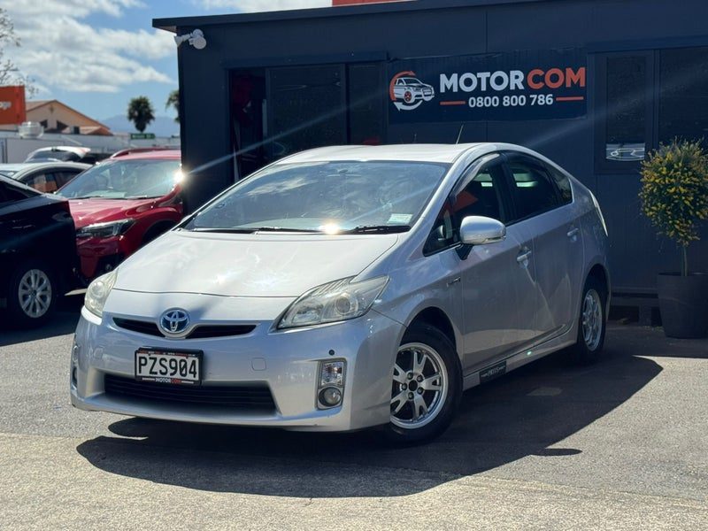2011 Toyota Prius, photo 3
