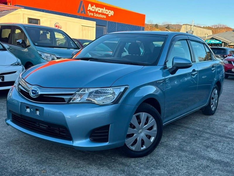 2013 Toyota Corolla Axio, photo 3