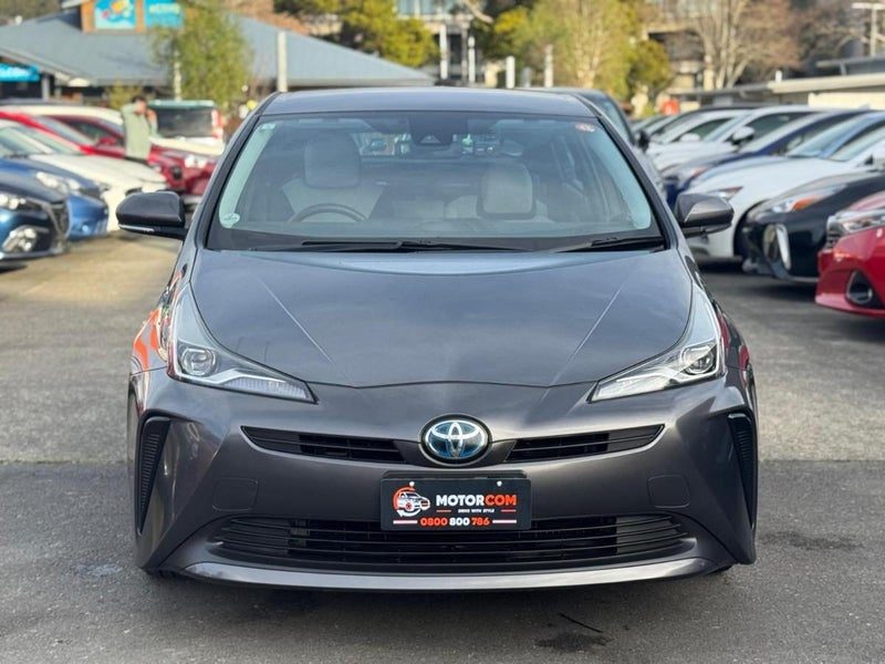 2019 Toyota Prius S, photo 2