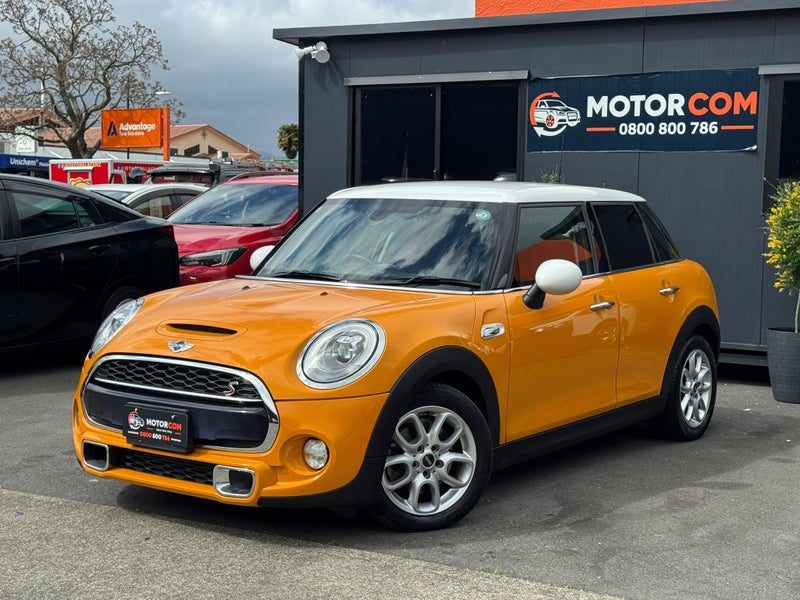 2015 MINI Cooper S, photo 3