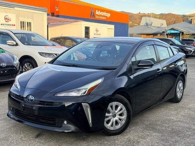 2021 Toyota Prius Hybrid, photo 3