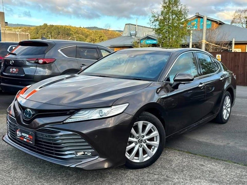 2017 Toyota Camry Hybrid, photo 3