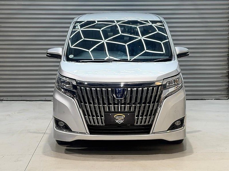 2019 Toyota Esquire Hybrid Xi | 7-Seater *, photo 2