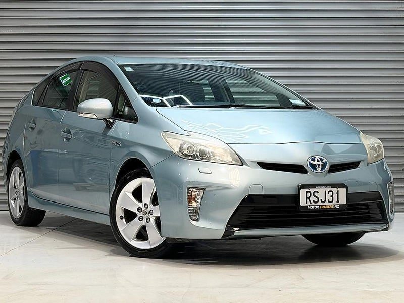 2012 Toyota Prius ST