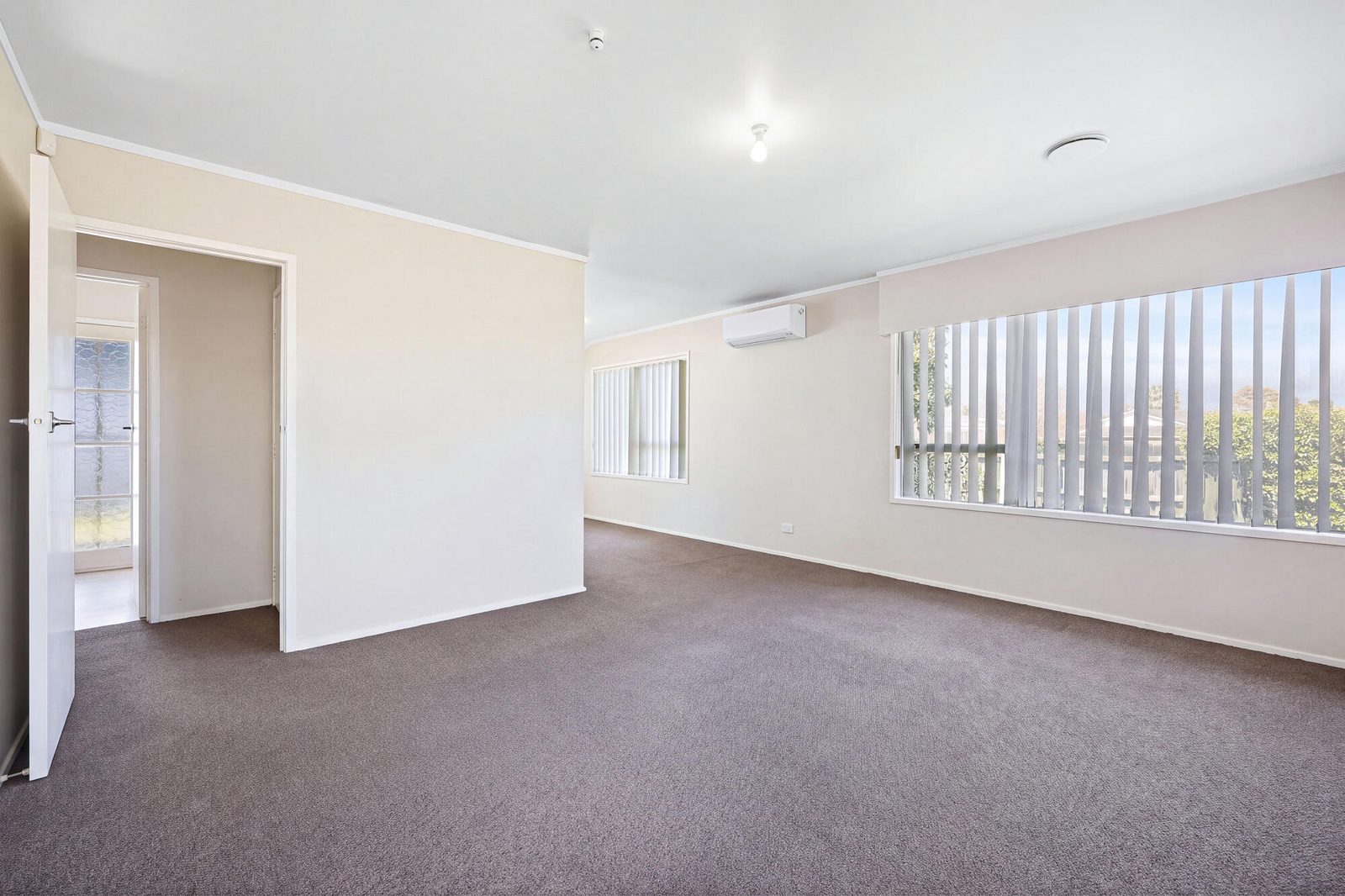 1/25 Waimana Road, Conifer Grove, photo 3