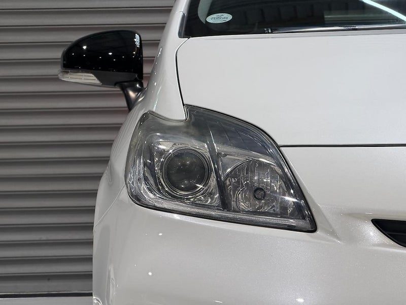2015 Toyota Prius S Limited, photo 3