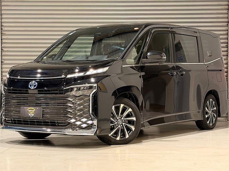 2023 Toyota Voxy Hybrid S-Z, photo 2