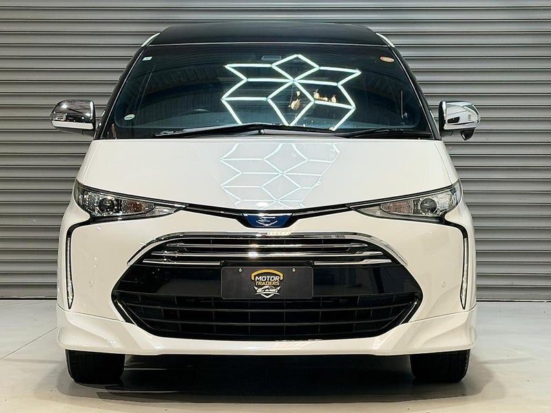 2017 Toyota Estima Aeras, photo 3