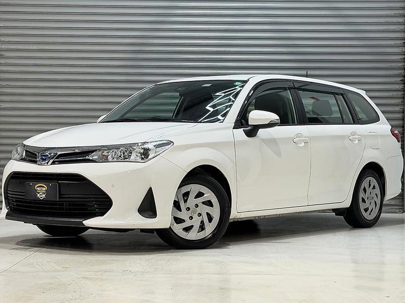 2020 Toyota Corolla Fielder, photo 2