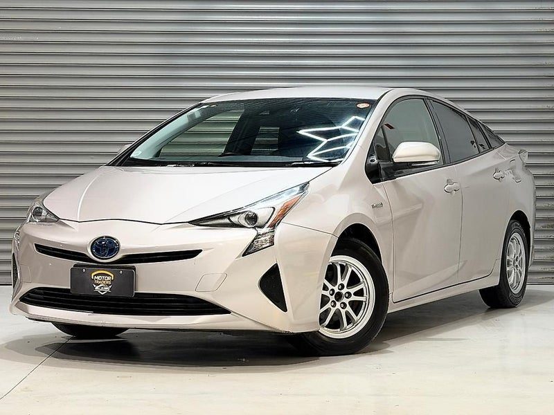 2017 Toyota Prius AUCTION GRADE 4, photo 2