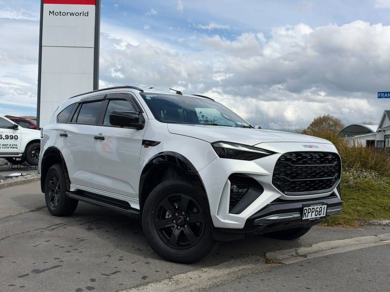 2026 Isuzu MU-X XT
