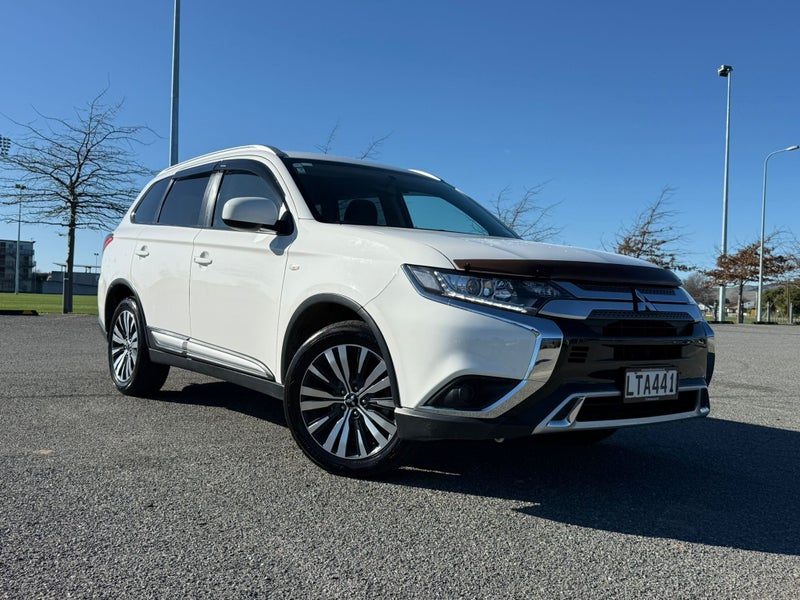 2018 Mitsubishi Outlander Ls 2.4P - Towbar