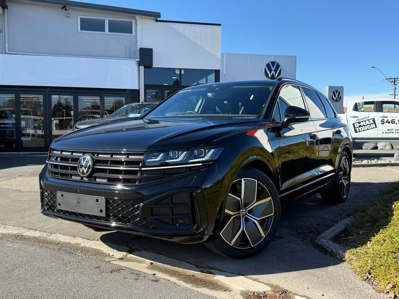 2026 Volkswagen Touareg V6s R Line, photo 2