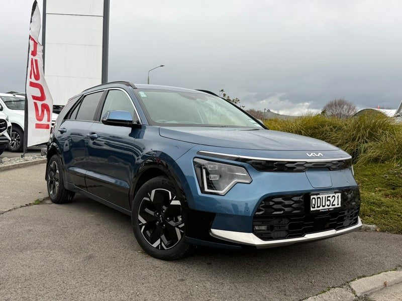 2023 Kia Niro Water 64kWh - 460k Range !
