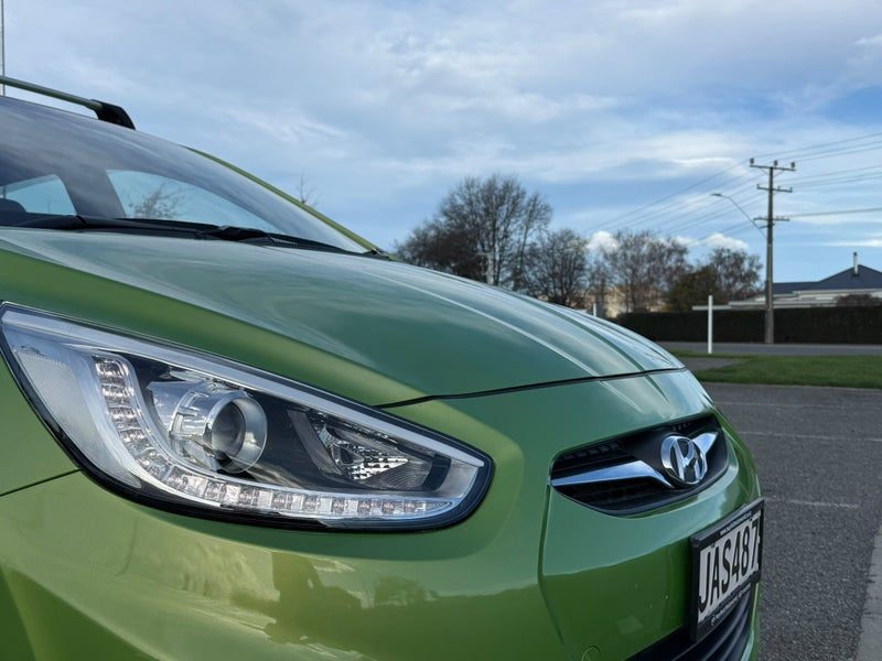 2015 Hyundai Accent, photo 3