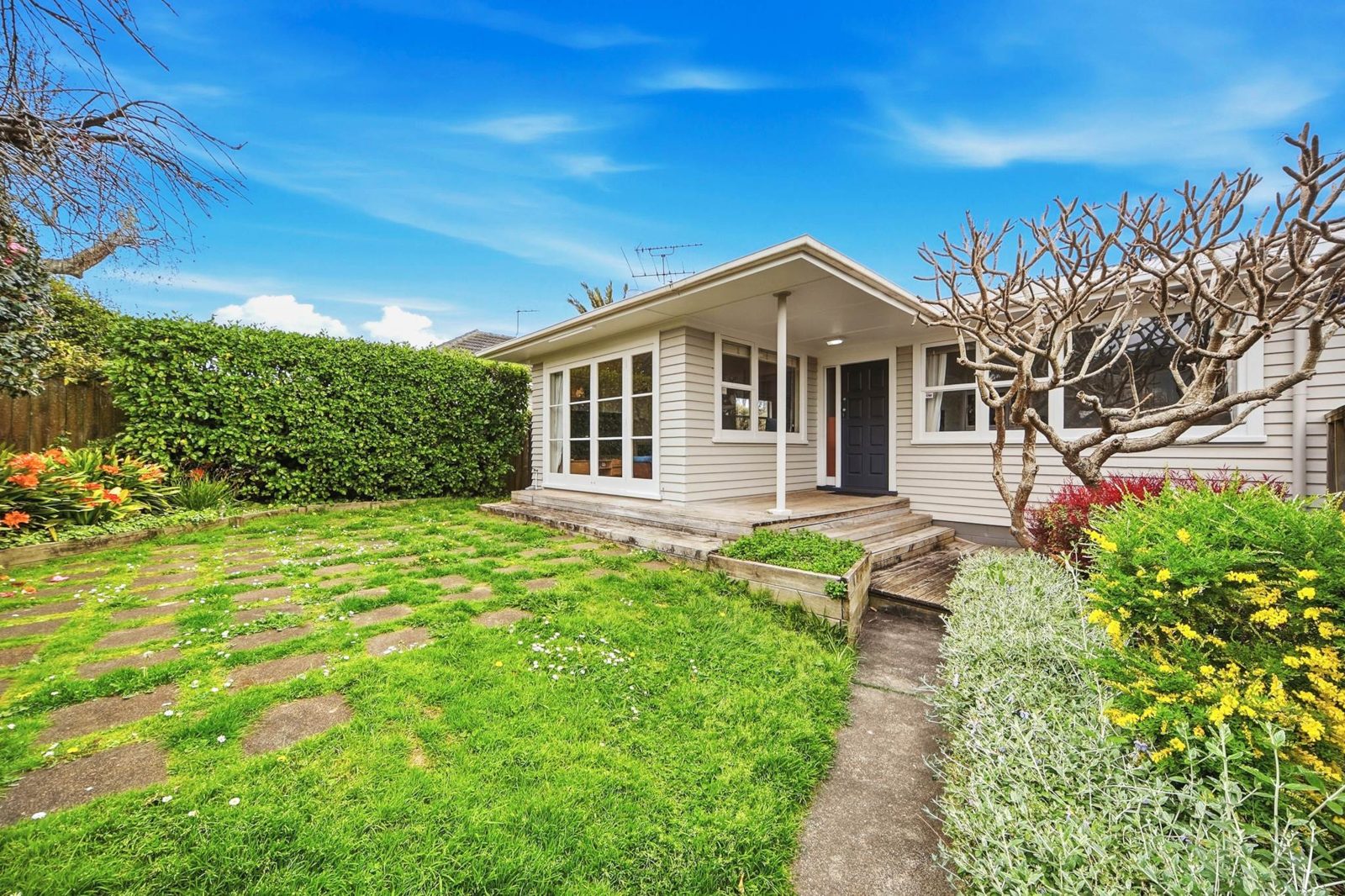 17 Appleyard Crescent, Meadowbank, photo 2