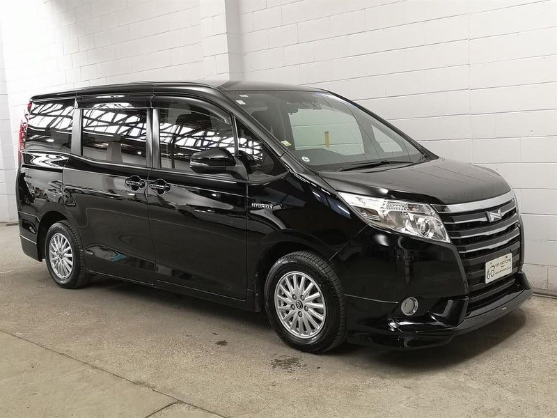 2017 Toyota Noah