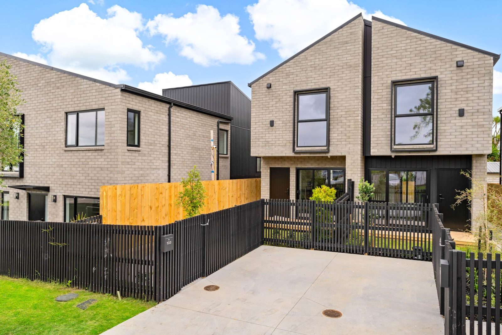 133C Riverpark Crescent, Henderson, photo 1