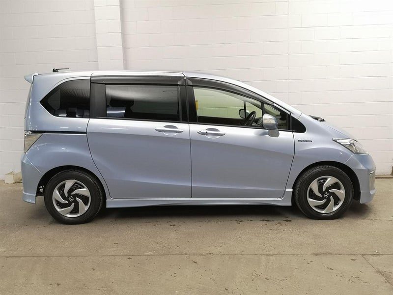 2015 Honda Freed, photo 3