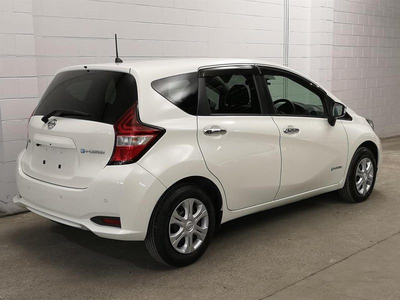 2020 Nissan Note E- Power, photo 2