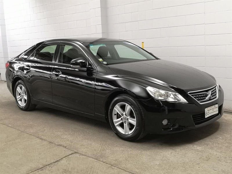 2012 Toyota Mark-X 2.5 V6 Newshape, with camera