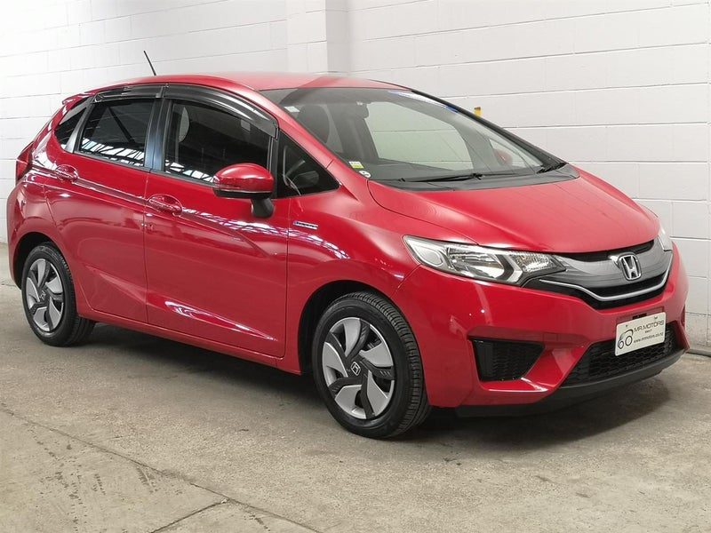 2014 Honda Fit Hybrid, low kms, very tidy