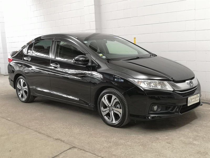 2015 Honda GRACE Leather Pac, High Spec, Camchain
