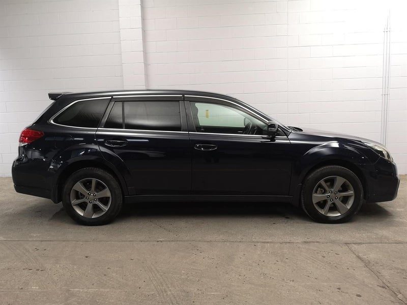 2013 Subaru Outback half leather, nice n tidy, photo 3
