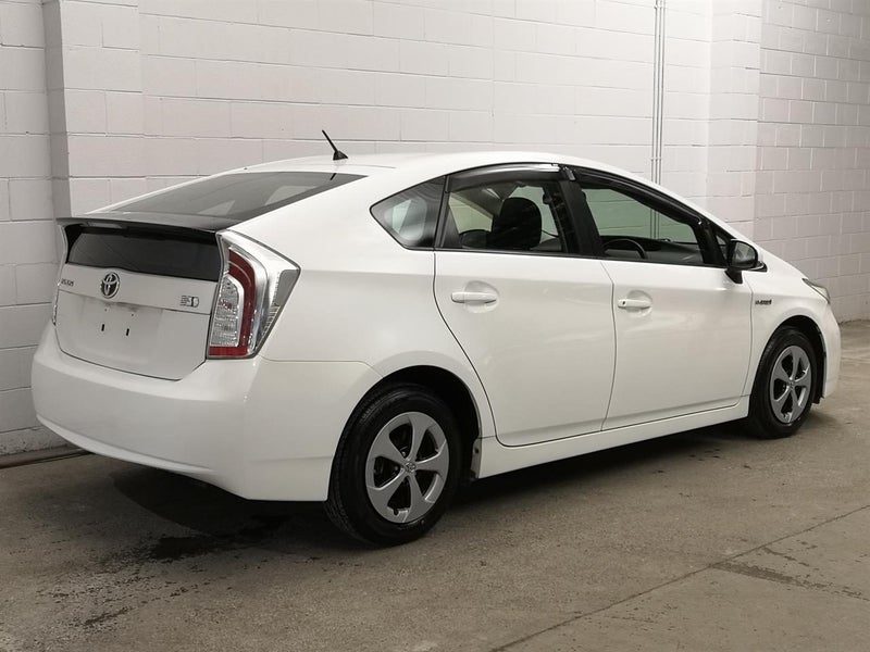 2014 Toyota Prius Camchain, Hybrid, super eco, photo 2